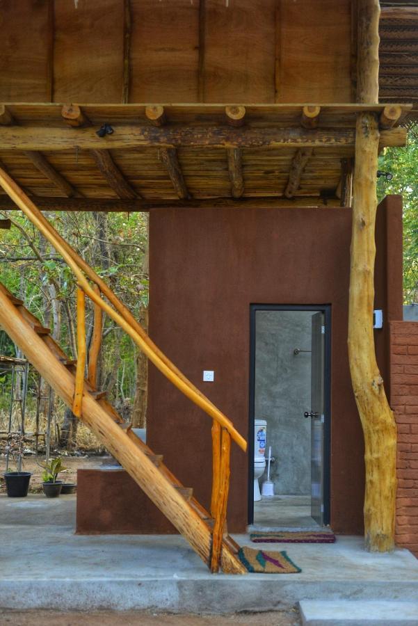 Pidurangala View Treehouse Apartment Sigiriya Ngoại thất bức ảnh